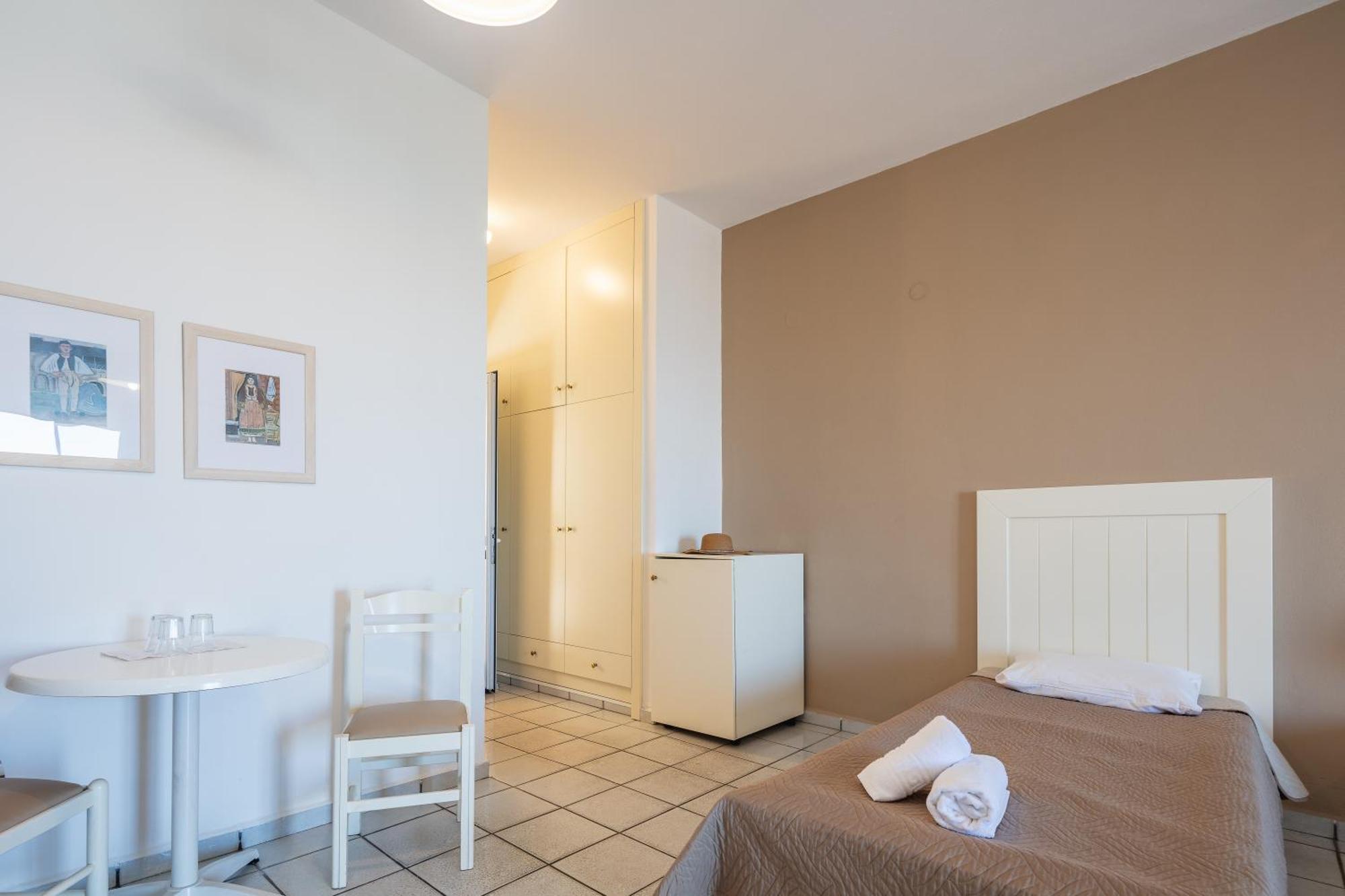 Koni Village Hotel Stalida Room photo