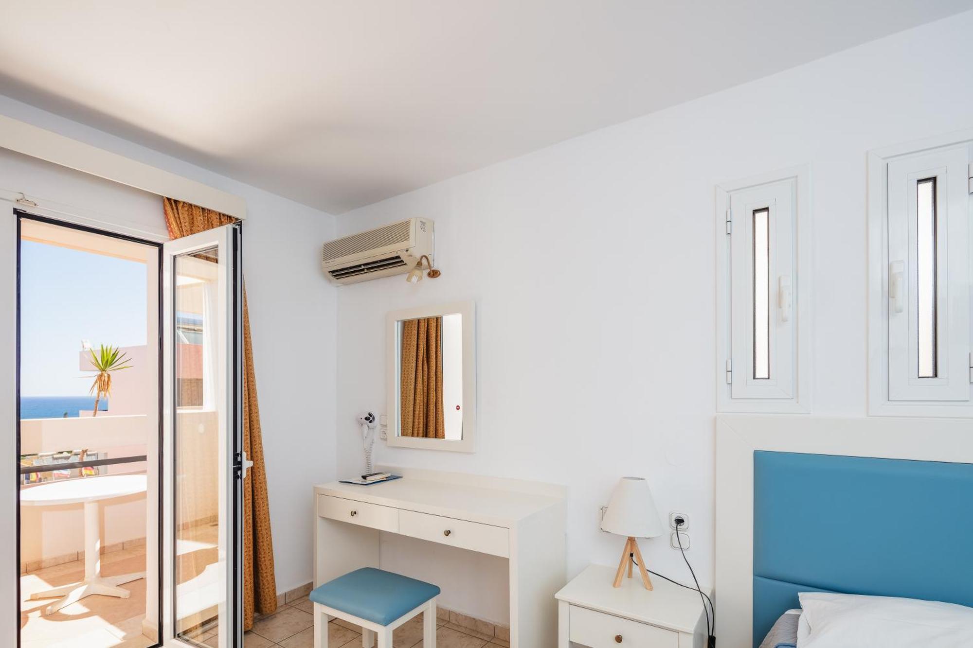 Koni Village Hotel Stalida Room photo